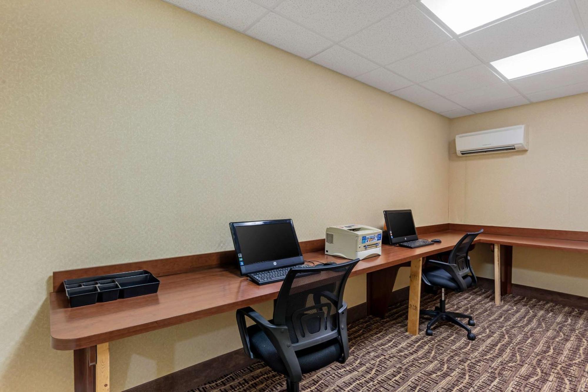 Comfort Inn & Suites Довер Экстерьер фото