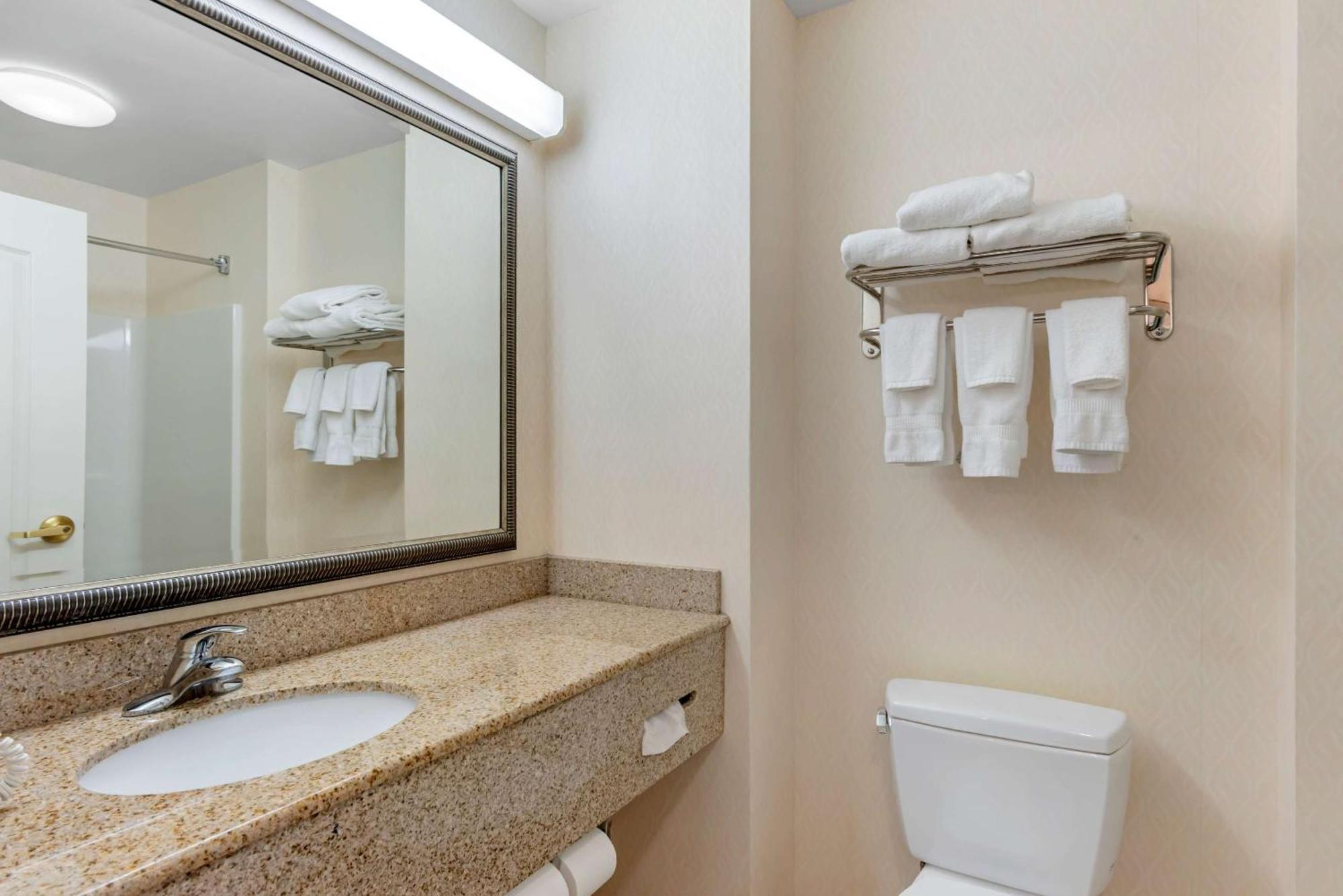 Comfort Inn & Suites Довер Экстерьер фото